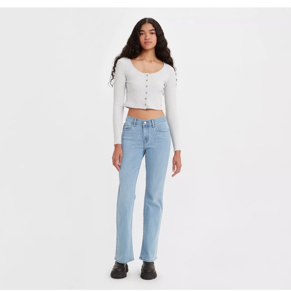 515 bootcut low rise size 12 or 28. Great jeans very quality.